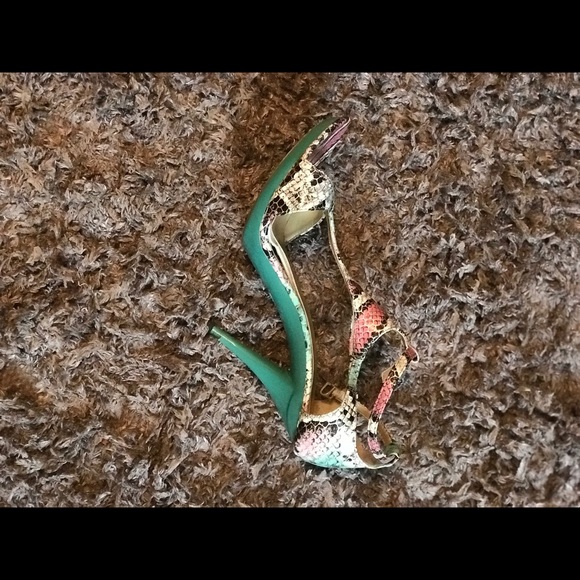 Multicolor heels - Picture 7 of 8